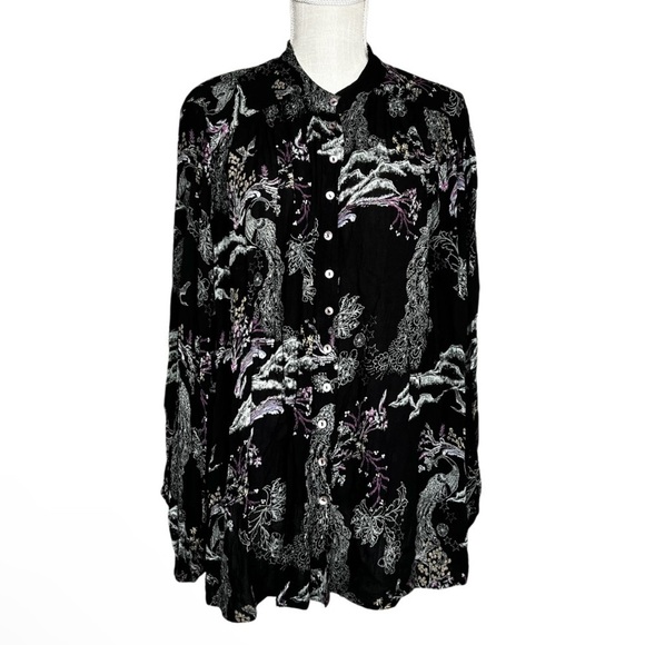 Free People Metallic Blooms Peacock
Oversized Blouse Size Small - Picture 2 of 9
